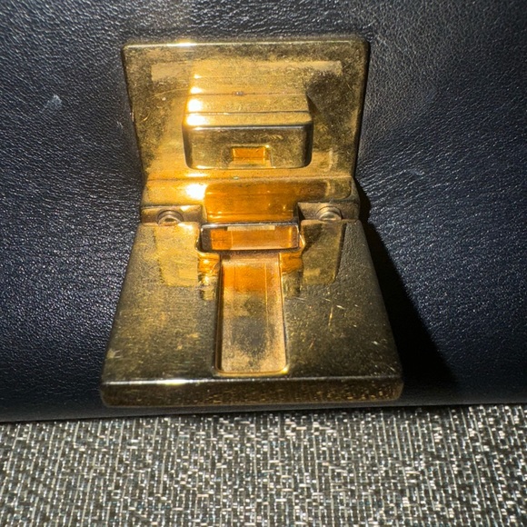 Celine Trapeze Shoulder Bag - Picture 5 of 11